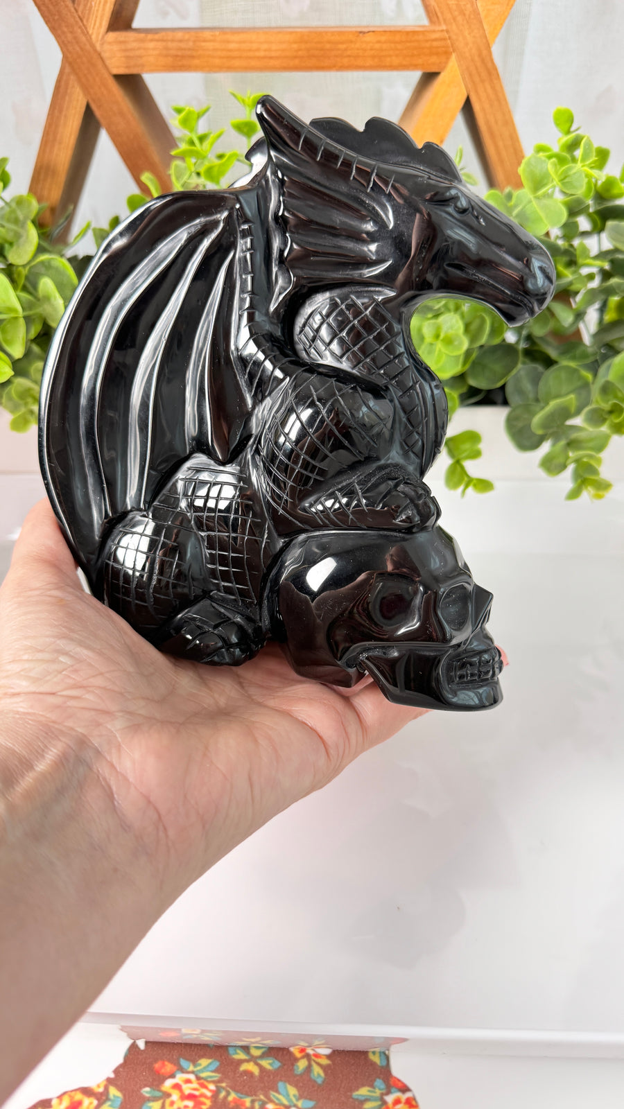 XL Obsidian Flying Dragon Guarding Skull,  Master Carver Statement Crystal 6”