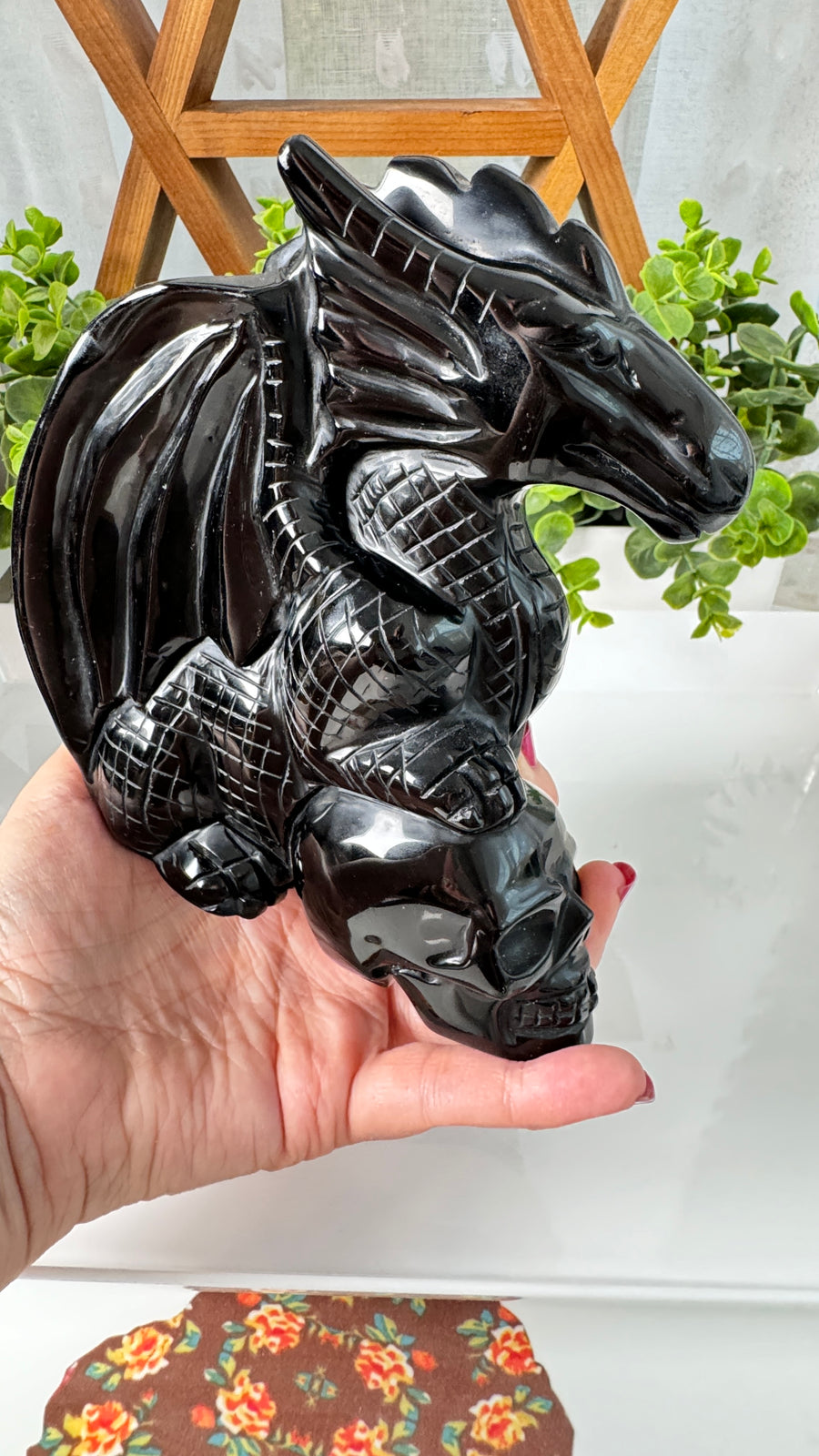 XL Obsidian Flying Dragon Guarding Skull,  Master Carver Statement Crystal 6”