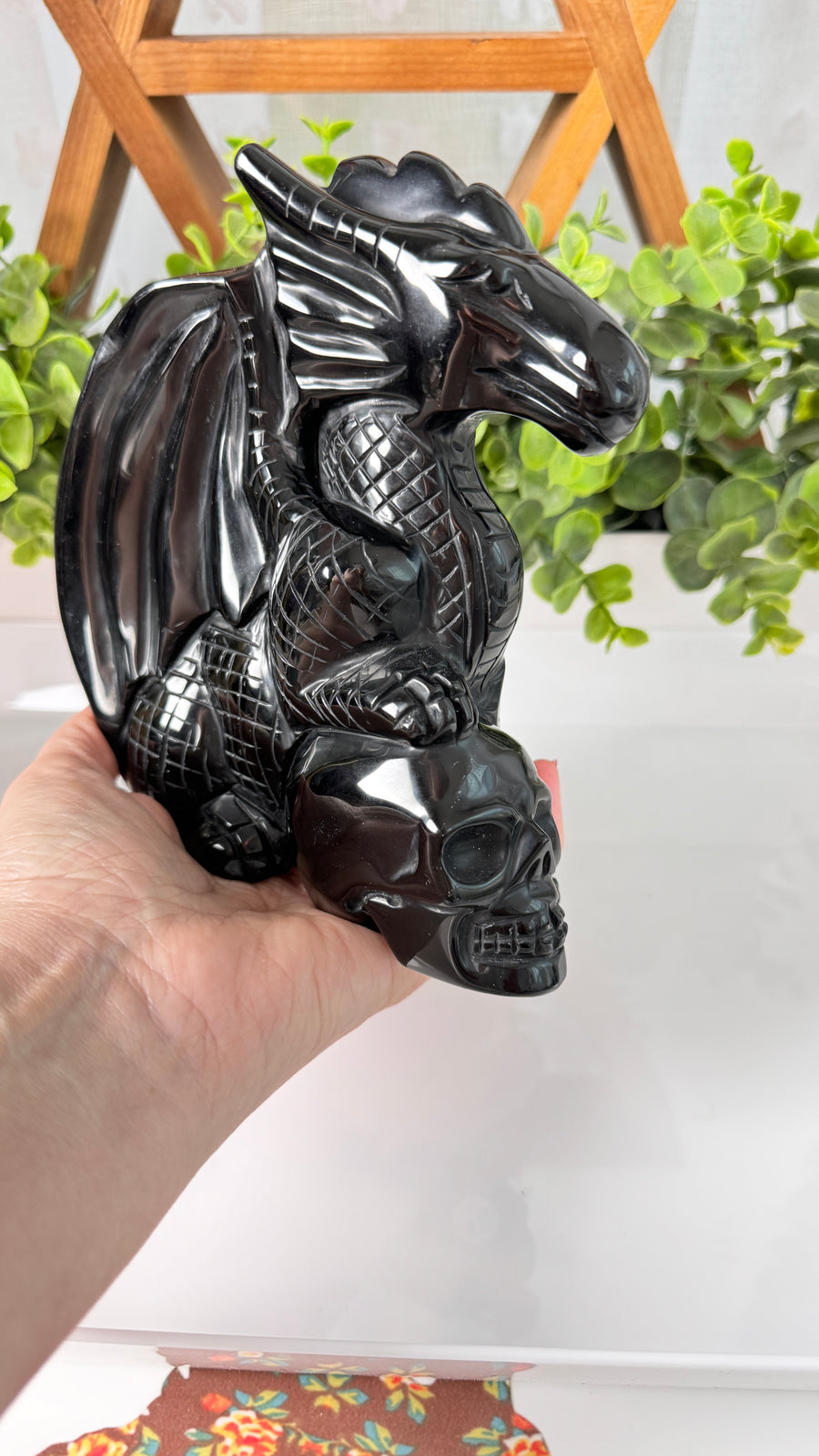 XL Obsidian Flying Dragon Guarding Skull,  Master Carver Statement Crystal 6”